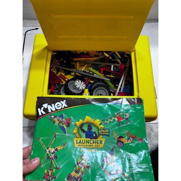 K’Nex Launcer building set with yellow case lot - Picture 5 of 5